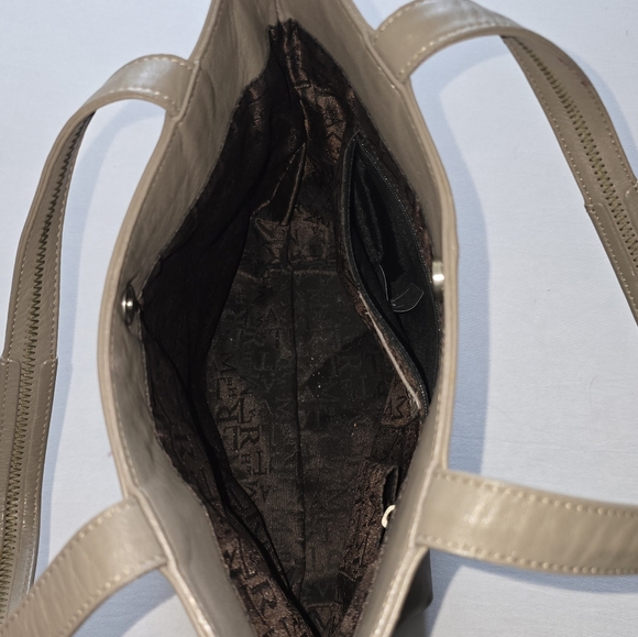 Lamarthe of Paris Leather Purse Gray Boho Flower Shoulder Bag French Designer - Picture 10 of 16